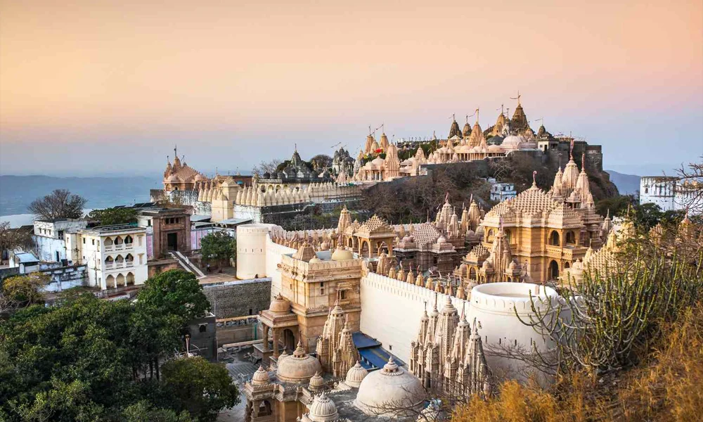 Affordable Gujarat budget tour package from Pune with Statue of Unity sightseeing