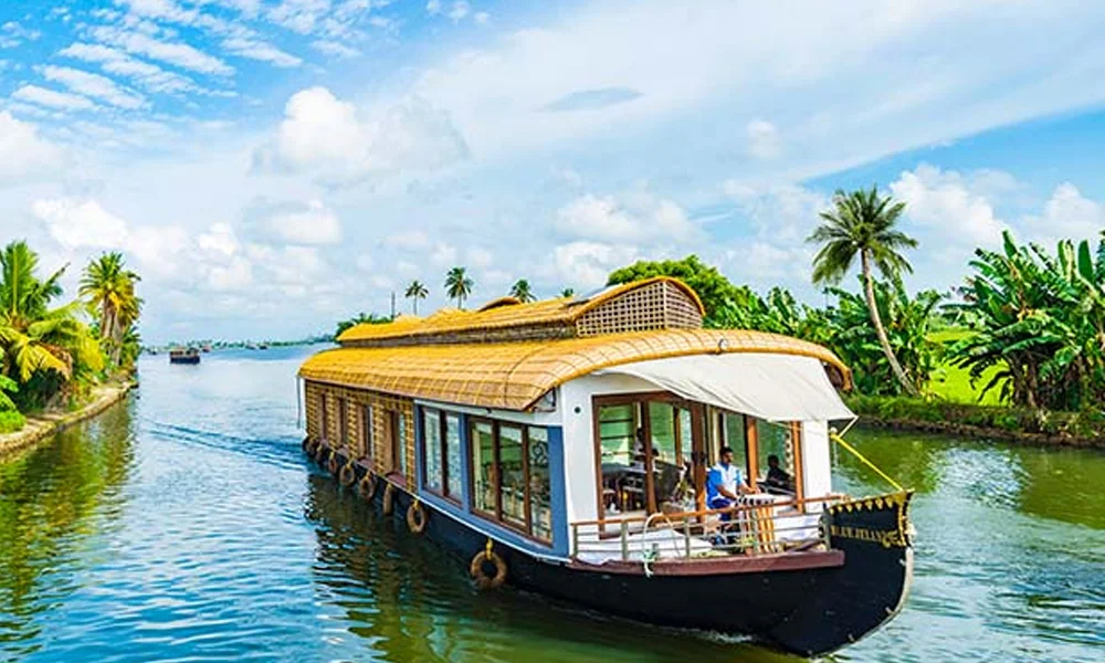 Munnar Thekkady Kerala trip package 5 days 4 nights