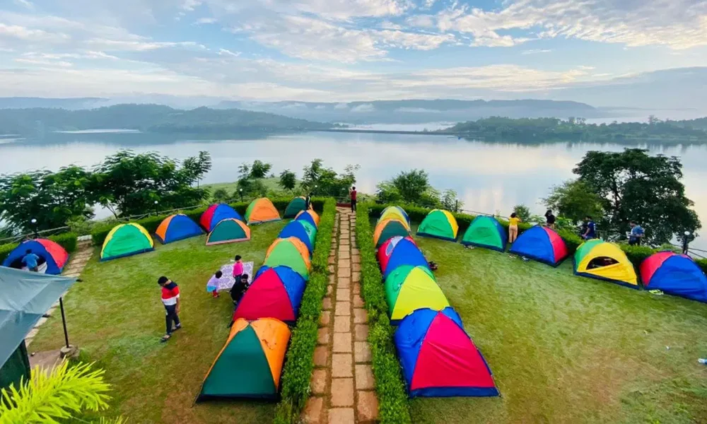 Panshet lakeside camping trip near Pune – overnight stay by the reservoir