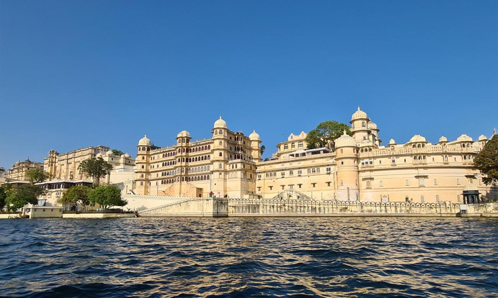 Udaipur Lake Palace reflecting on Lake Pichola – the Venice of Rajasthan